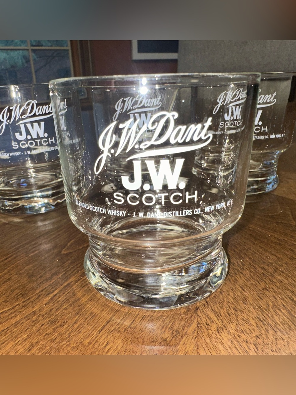 J.W. DANT WHISKEY GLASSES-J.W. Scotch-Set of 4 Bar Glasses MINT CONDITION